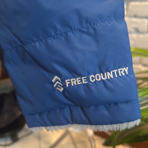 Free Country Women's Royal Blue Quilted  Jacket - Picture 2 of 4